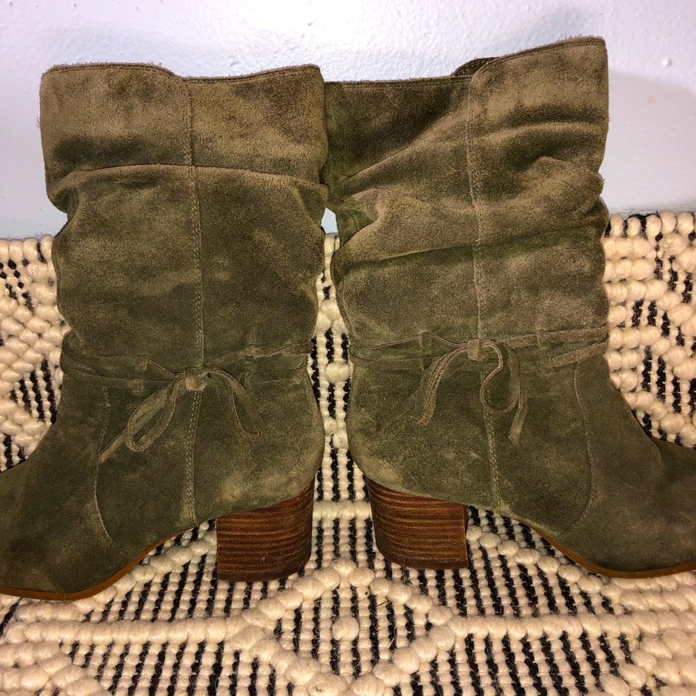 Violet and Red Janine tall short suede boots